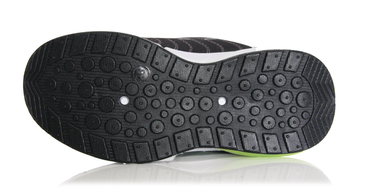 Basket enfant Hulk Marvel noire et verte avec scratch